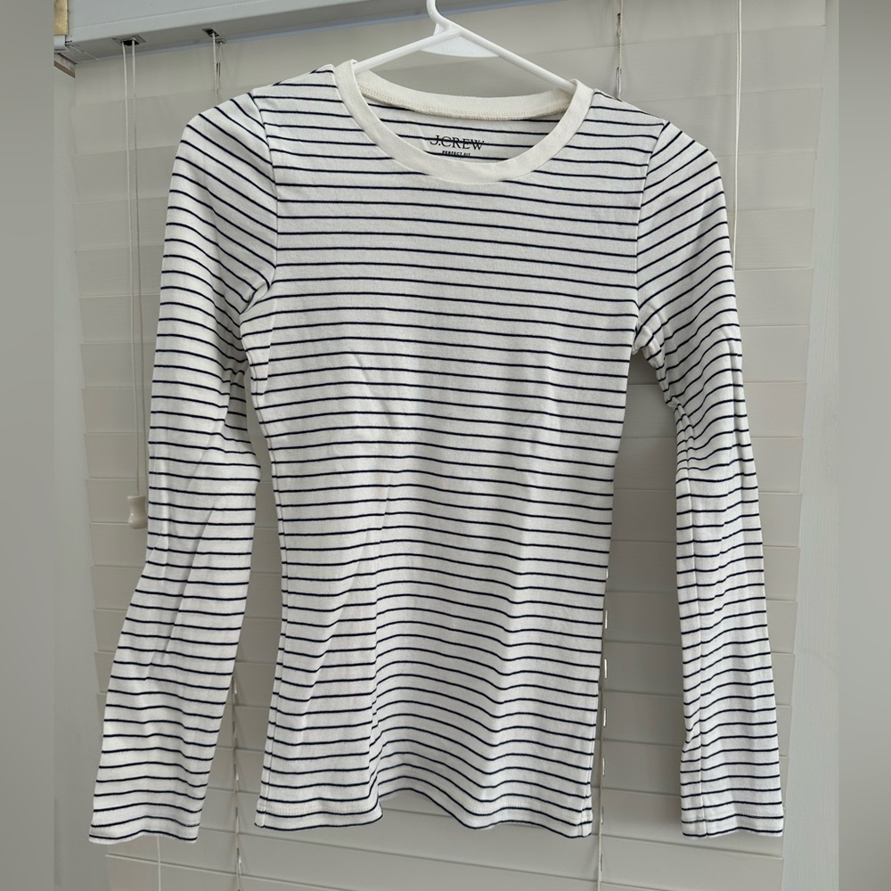 JCrew perfect fit top